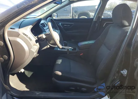 2016 Nissan Altima 2.5 z USA, uszkodzony, nr VIN 1N4AL3AP2GC130417